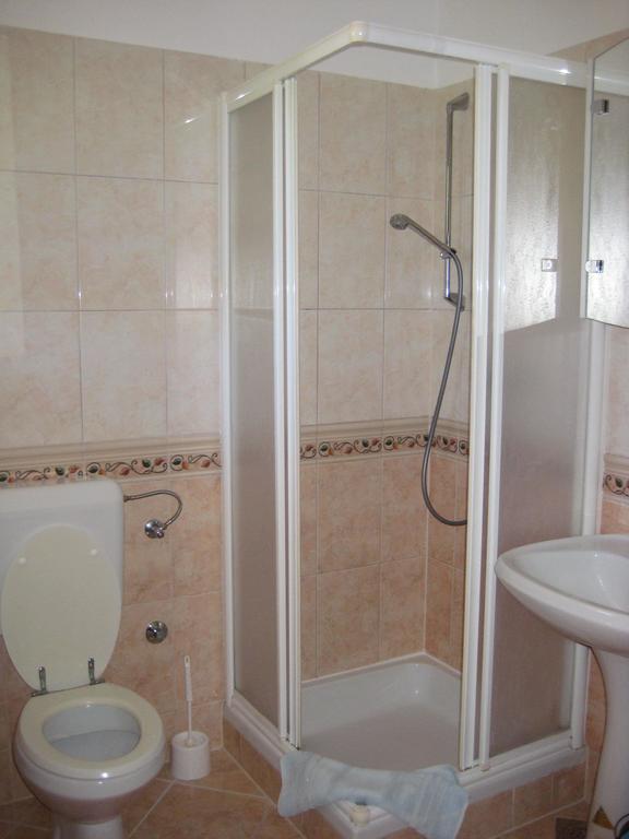 Apartment Leida 2 Medolino Camera foto
